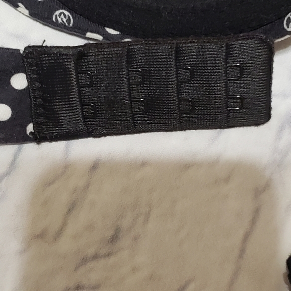 Victoria's Secret size 32C - Picture 7 of 7